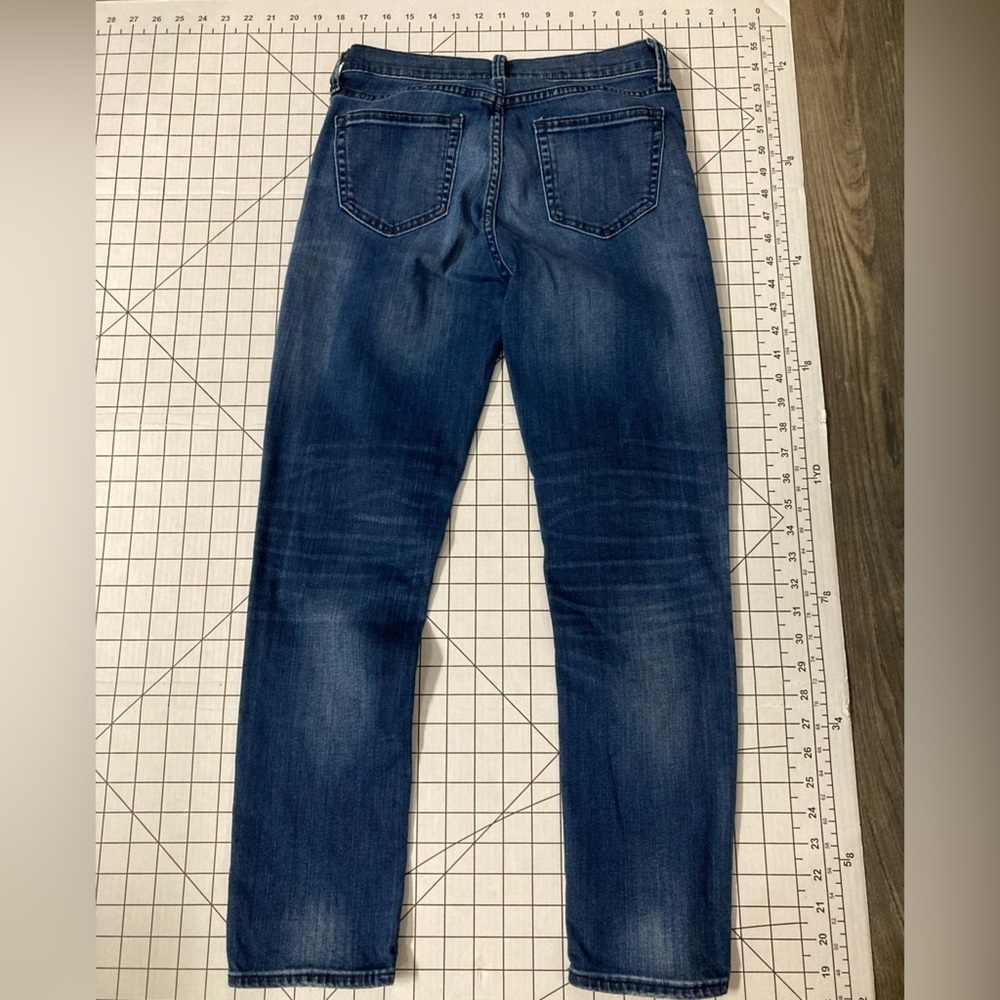 GAP 1969 Women’s Size 26 Regular Blue Jeans - Picture 6 of 9